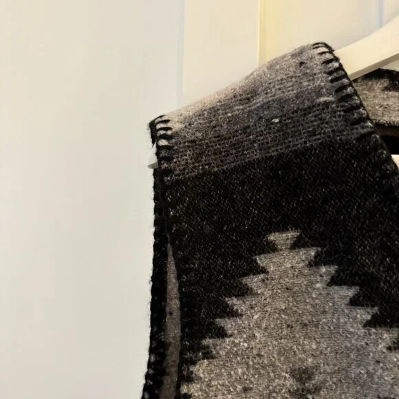 vintage pendleton inspired graphic vest size small / medium - Picture 4 of 9